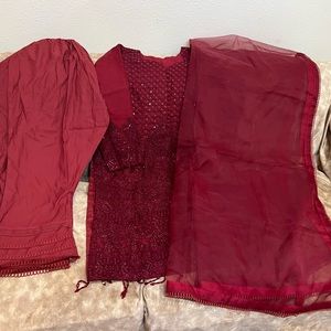 New 3 piece Laxauary khaadi khaas Pakistani dress party